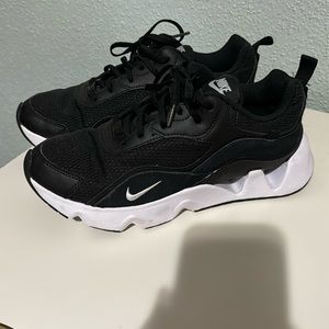 Nikes size 9.  Think I payed about 60 for them.